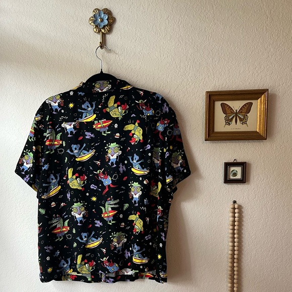 Fun Spacey Button-down Blouse - Picture 3 of 7